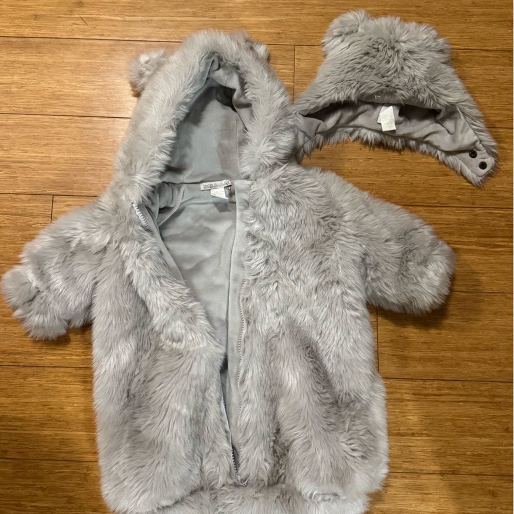 Gray winter bunting with cozy hood and bonus hat